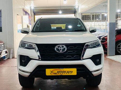 Toyota Fortuner 2.4 V GD-6 4x4 Auto