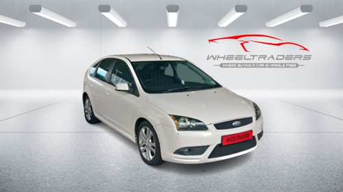 Ford Focus 1.6 Si Hatch Back