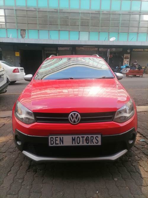 Volkswagen (VW) Polo Cross () 1.6