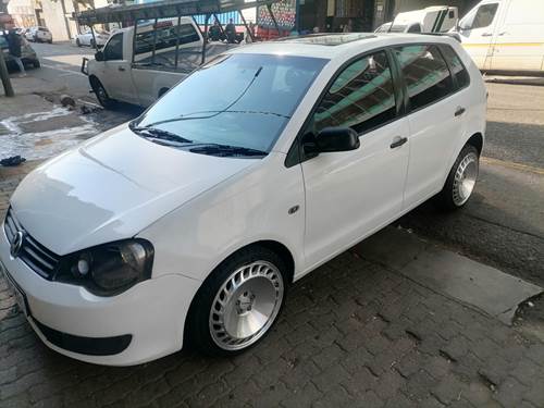 Volkswagen (VW) Polo Vivo 1.4 Hatch Trendline 5 Door 