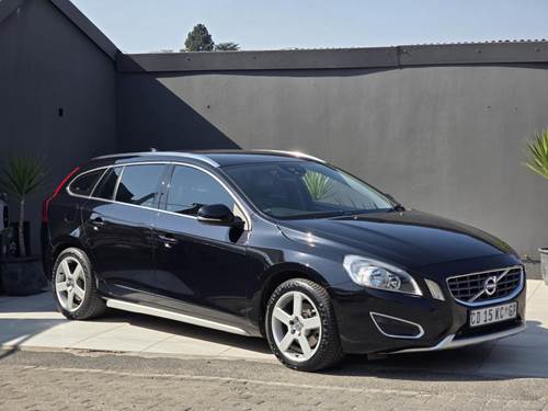Volvo V60 2.0T Powershift