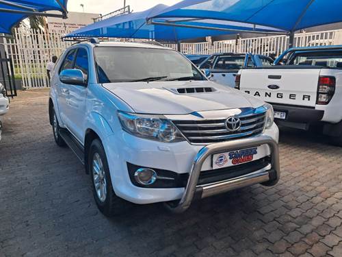 Toyota Fortuner III 3.0 D-4D Raised Body Auto