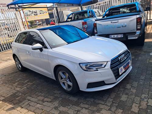 Audi A3 1.0 TFSi S-tronic