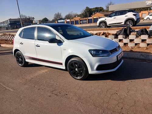 Volkswagen (VW) Polo Vivo 1.4 Hatch Comfortline 5 Door