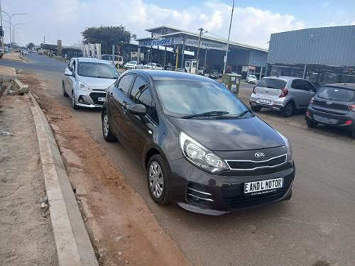 Kia Rio V 1.4 Hatch