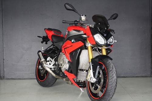 BMW S1000R