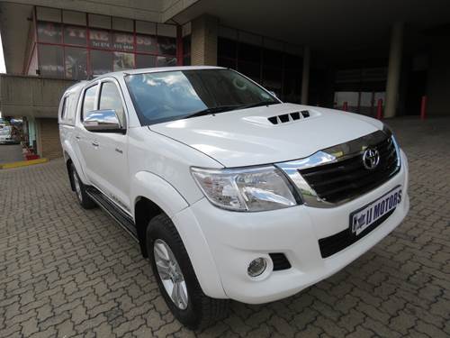 Toyota Hilux ( II) 3.0 D-4D Raider 4X4 Double Cab Heritage Edition