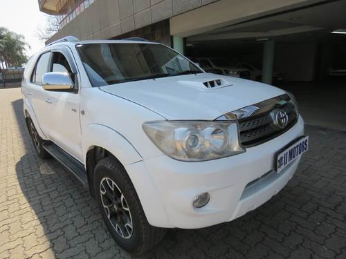 Toyota Fortuner III 3.0 D-4D 4x4