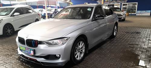 BMW 320i (F30) Steptronic