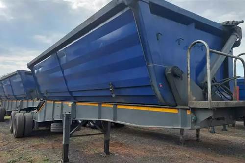 Top Trailer Tandem Rear Interlink 40 Cube
