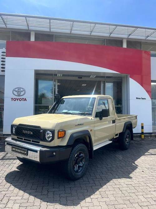 Toyota Land Cruiser 79 2.8 GD-6 Auto