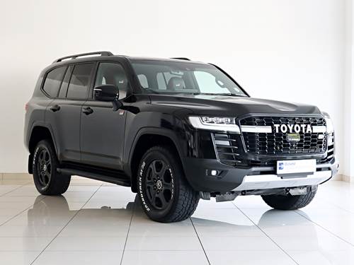 Toyota Land Cruiser 300 V6 3.3D GR-S