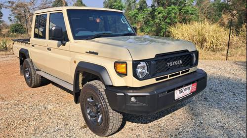 Toyota Land Cruiser 79 2.8 GD-6 Double Cab Auto