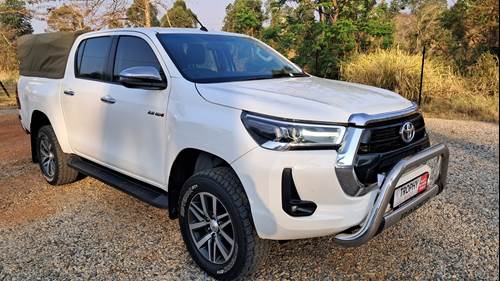 Toyota Hilux 2.8 GD-6 Raider Double Cab Auto 4x4
