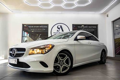 Mercedes Benz CLA 200 Auto ()
