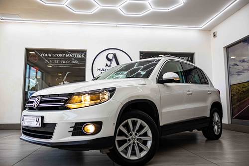 Volkswagen (VW) Tiguan II 2.0 TDi 4Motion Sport and Style DSG