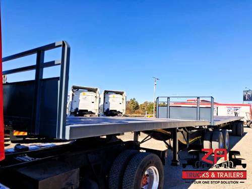Hendred Fruehauf Superlink Flatdeck