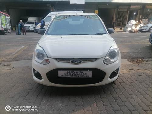 Ford Figo 1.4i Ambiente 5-Door Hatch Back