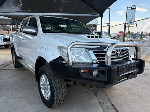 Toyota Hilux ( II) 3.0 D-4D Raider R/B Double Cab