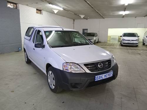 Nissan NP200 1.6i