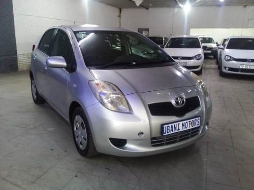 Toyota Yaris T3 Hatch Back