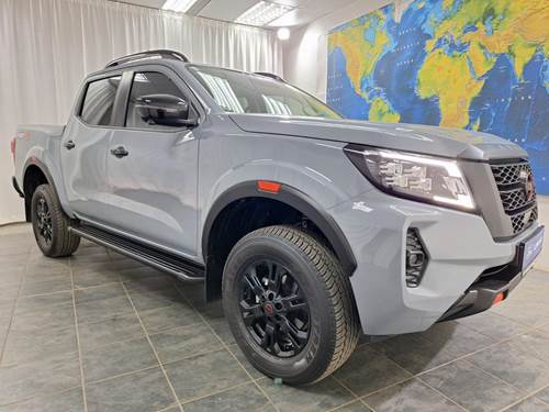 Nissan Navara 2.5 DDTi Pro-4X Double Cab Auto 4x4
