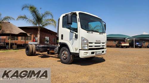 Isuzu NPR 400 - Auto / Manual Transmission