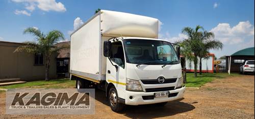 Hino 300 - 915 - Long Wheel Base - (BA 3) Passenger Carrier
