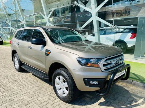 Ford Everest 2.2 XLS Auto