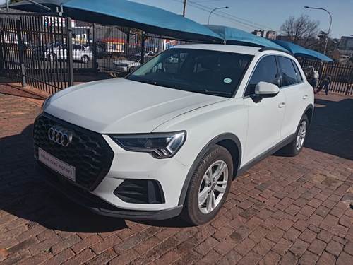 Audi Q3 1.4T S-tronic Advanced (35TFSi)