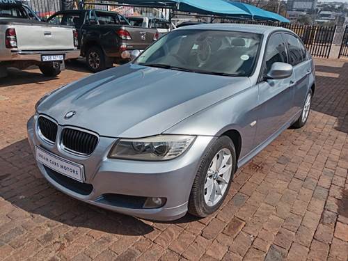BMW 320i (E90) II
