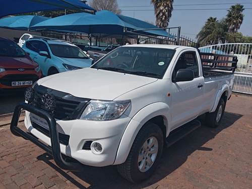 Toyota Hilux ( II) 2.5 D-4D Single Cab