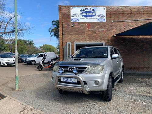 Toyota Fortuner I 3.0 D-4D Raised Body