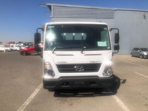 Hyundai EX - 8 SWB