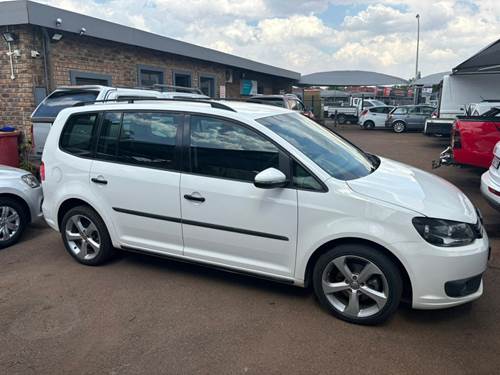 Volkswagen (VW) Touran 1.2 TSi Trendline