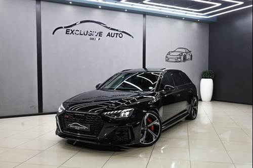 Audi RS4 Avant Quattro S-tronic