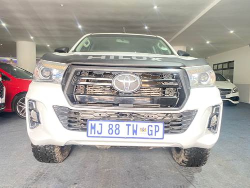 Toyota Hilux 2.5 D-4D SRX R/B Xtra Cab