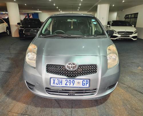 Toyota Yaris 1.8 TS RF Edition Hatch Back