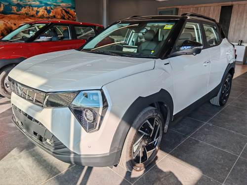 Mahindra XUV 3XO 1.2T AX5 