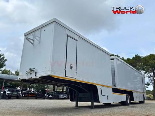 M&P Bodies Pantechnicon Interlink Volume Body