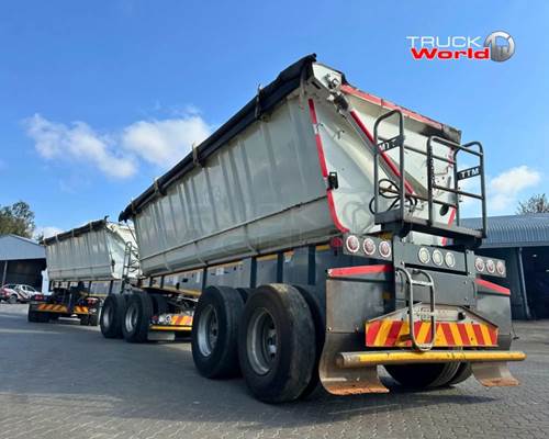 CIMC 40 Cube Side Tipper