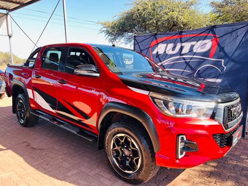 Toyota Hilux 2.8 GD-6 Raider Raised Body Double Cab Auto 4x4  