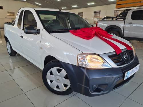 Nissan NP200 1.6i Aircon