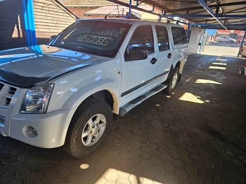 Isuzu KB 240i LE Double Cab