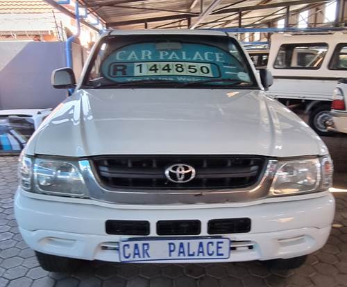 Toyota Hilux 2700i Raider R/B