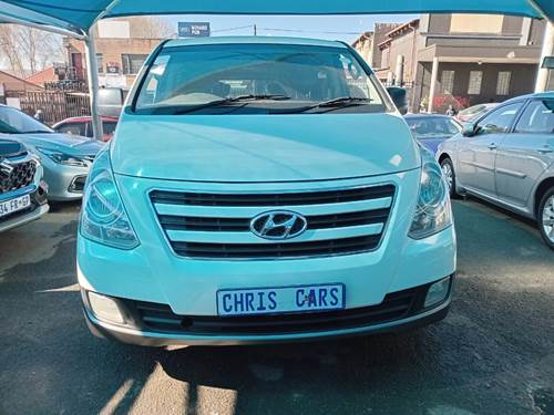 Hyundai H1 2.4 CVVT GLS 9 Seater