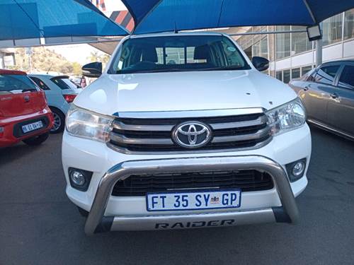 Toyota Hilux 2.4 GD 6 RB SRX P/U Extended Cab
