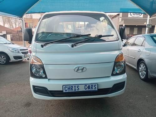 Hyundai H100 2.6i D Chassis Cab