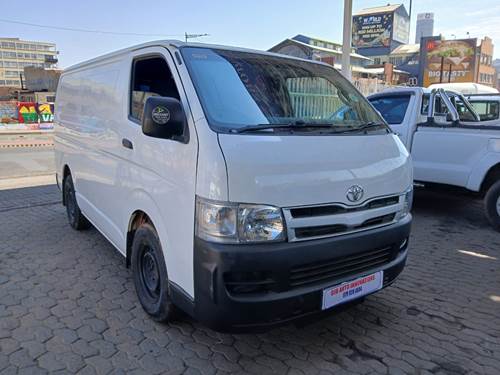 Toyota Quantum 2.7 Panel Van