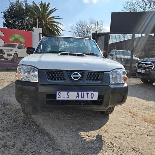 Nissan Hardbody NP300 2.5 TDi LWB Single Cab